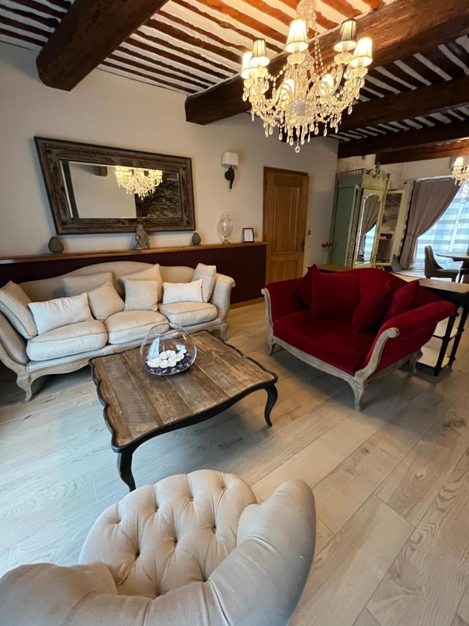 Maison D'Hotes Les Varietes Сен-Ремі-де-Прованс Екстер'єр фото