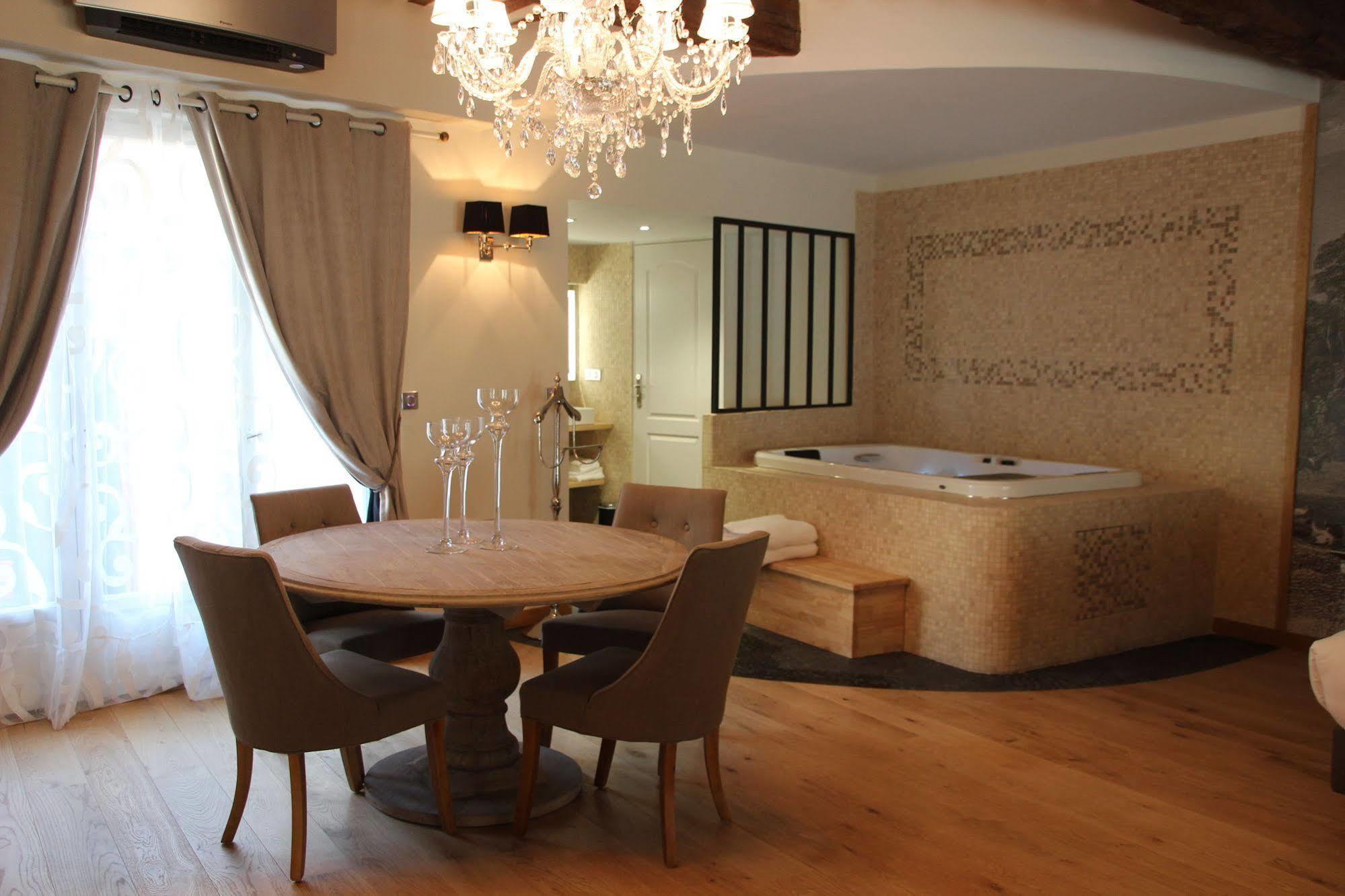 Maison D'Hotes Les Varietes Сен-Ремі-де-Прованс Екстер'єр фото