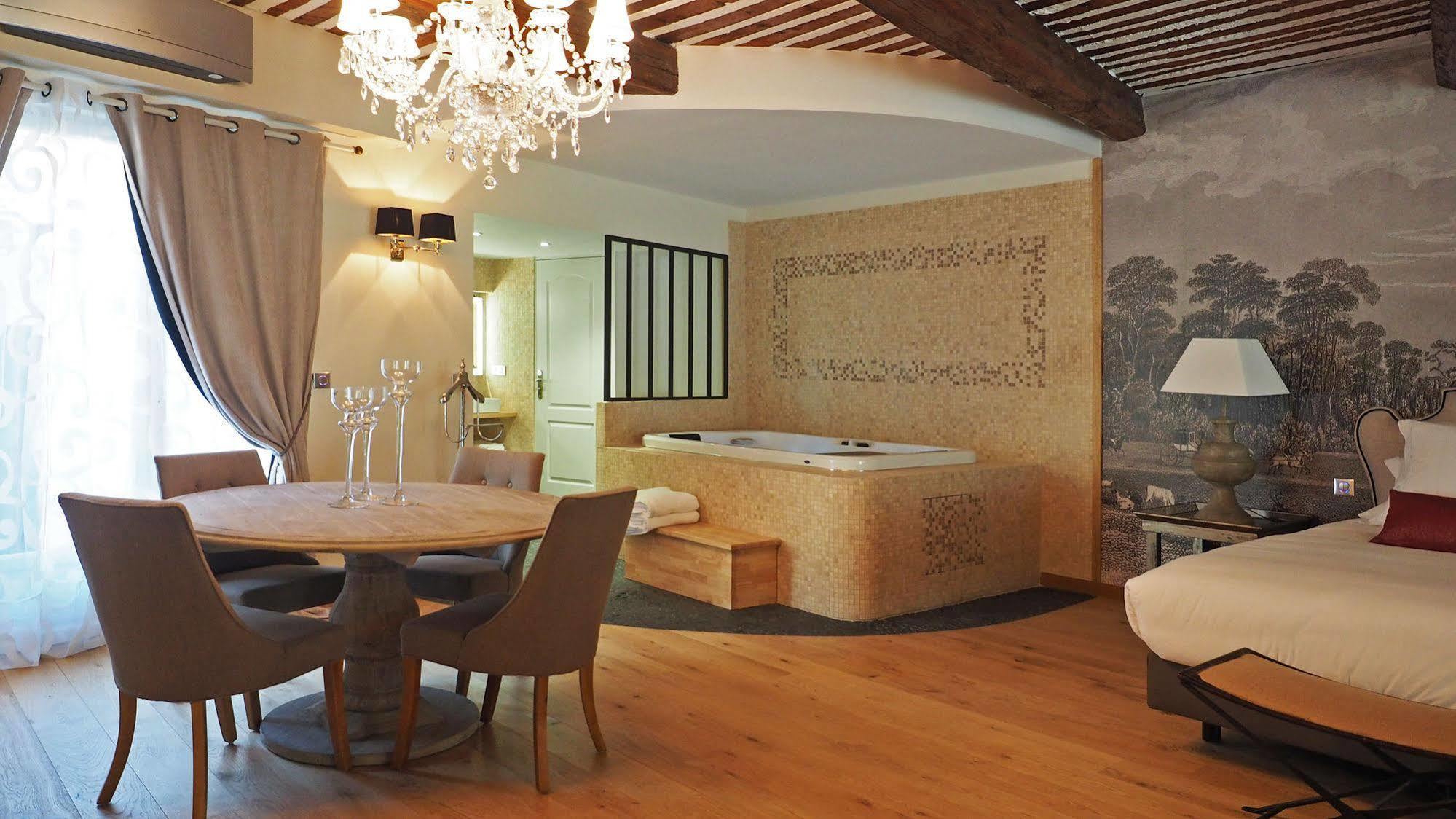 Maison D'Hotes Les Varietes Сен-Ремі-де-Прованс Екстер'єр фото